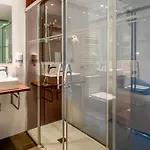 Hotell Apolonia 3*