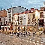 Apolonia 3*