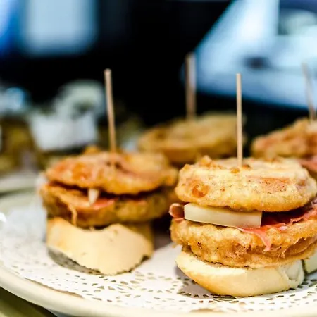 Szálloda Apolonia 3*