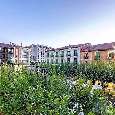 Apolonia Hotel 3*
