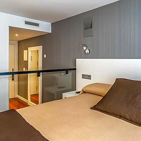 Hotel Apolonia 3*