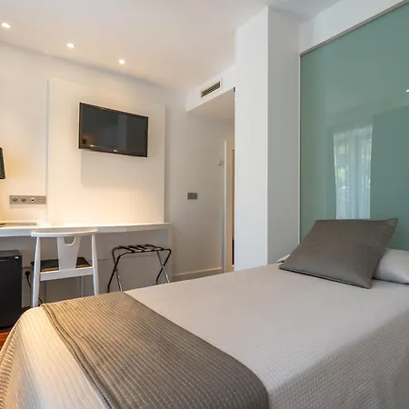 Hotel Apolonia
